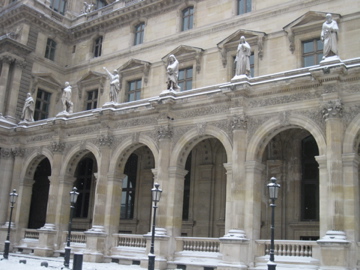 Louvre, exterior, snow